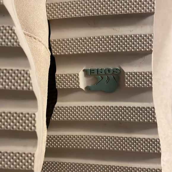 Sorel hiking/fall/winter boots, Size 8, NWOT, beige & sage - Picture 4 of 5